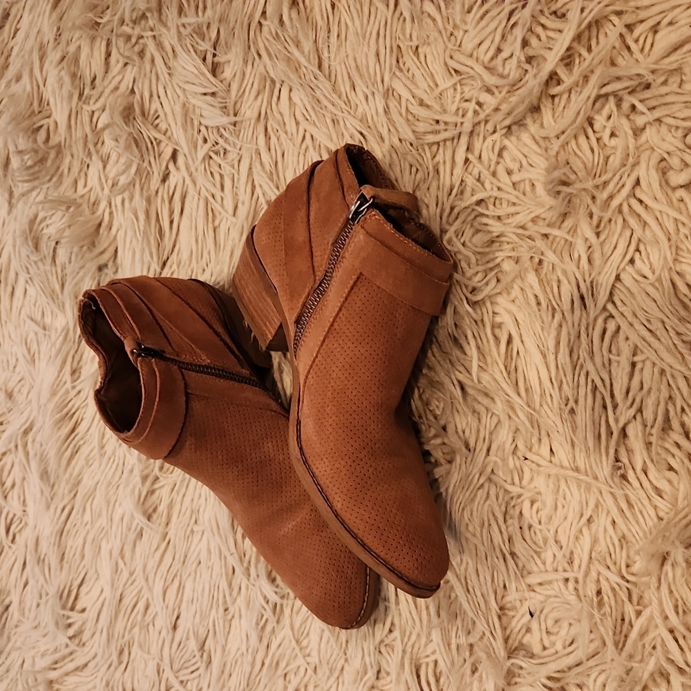 Booties - Picture 2 of 4